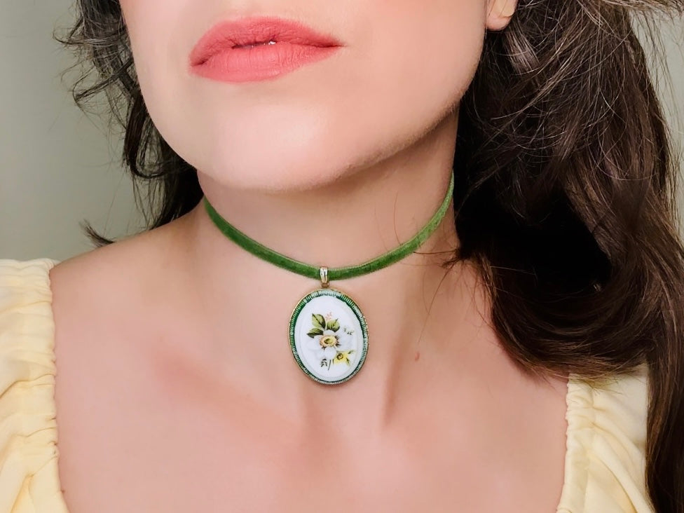 Green Velvet Choker Necklace with Floral Cameo, White Flower Vintage 1950s Choker, West German Victorian Revival Necklace 14" Soft Velvet