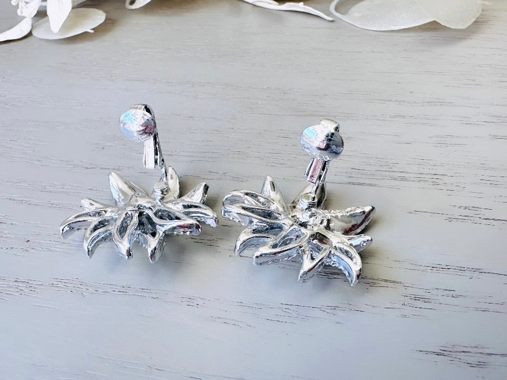 Silver Flower Earrings, 1969 Silver Demi Flower Earrings, Openwork Clip On Earrings, Pretty 1960s Retro Mod Earrings, SIGNED SC