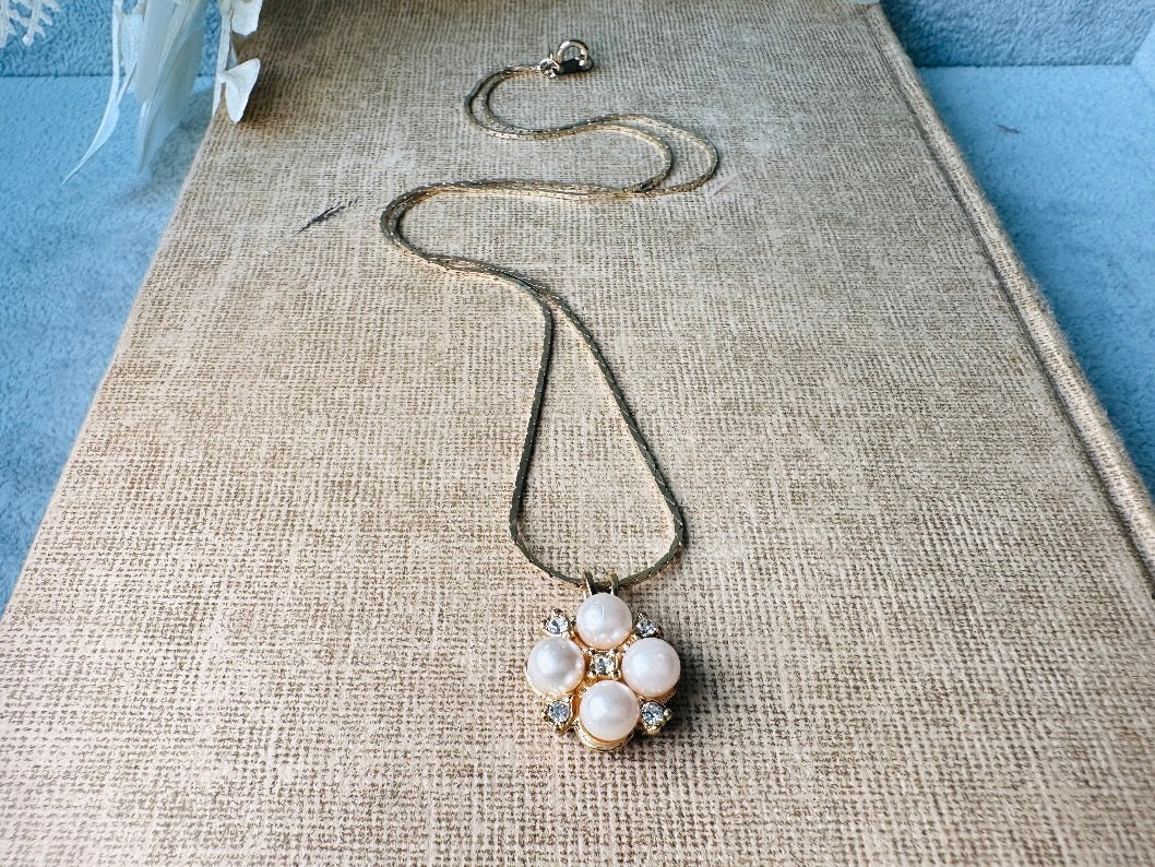 Pearl Pendant Necklace, Vintage Gold Drop Necklace, Gold Tone Cluster Pendant with Diamond Rhinestones, Romantic VTG Gold Chain Necklace