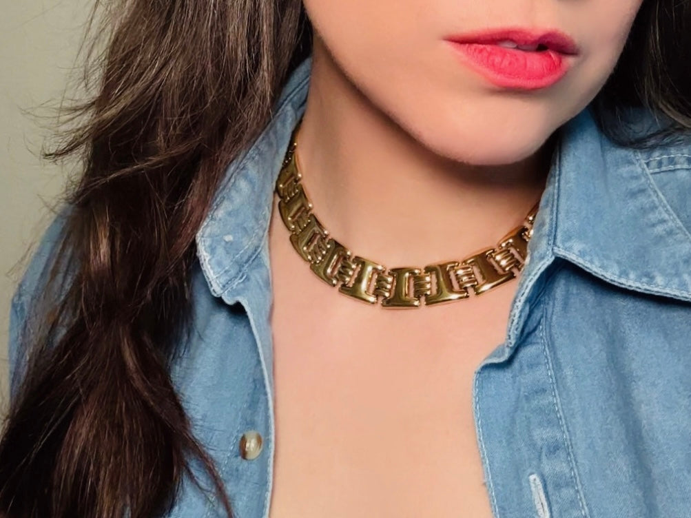 Gold Monet Necklace, 16" Interlocking Link Gold Choker Designer Vintage 80s Gold Choker Necklace, High Fashion Runway Shiny Gold Collar