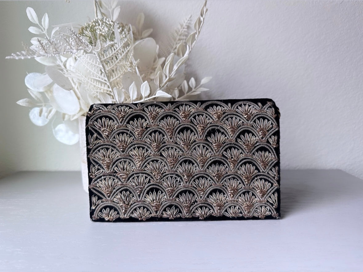 Vintage Black Velvet and Gold Embroidered Art Deco Clutch Handbag, Black Retro Mid Century Bag, Unique Black and Gold Chic Evening Purse