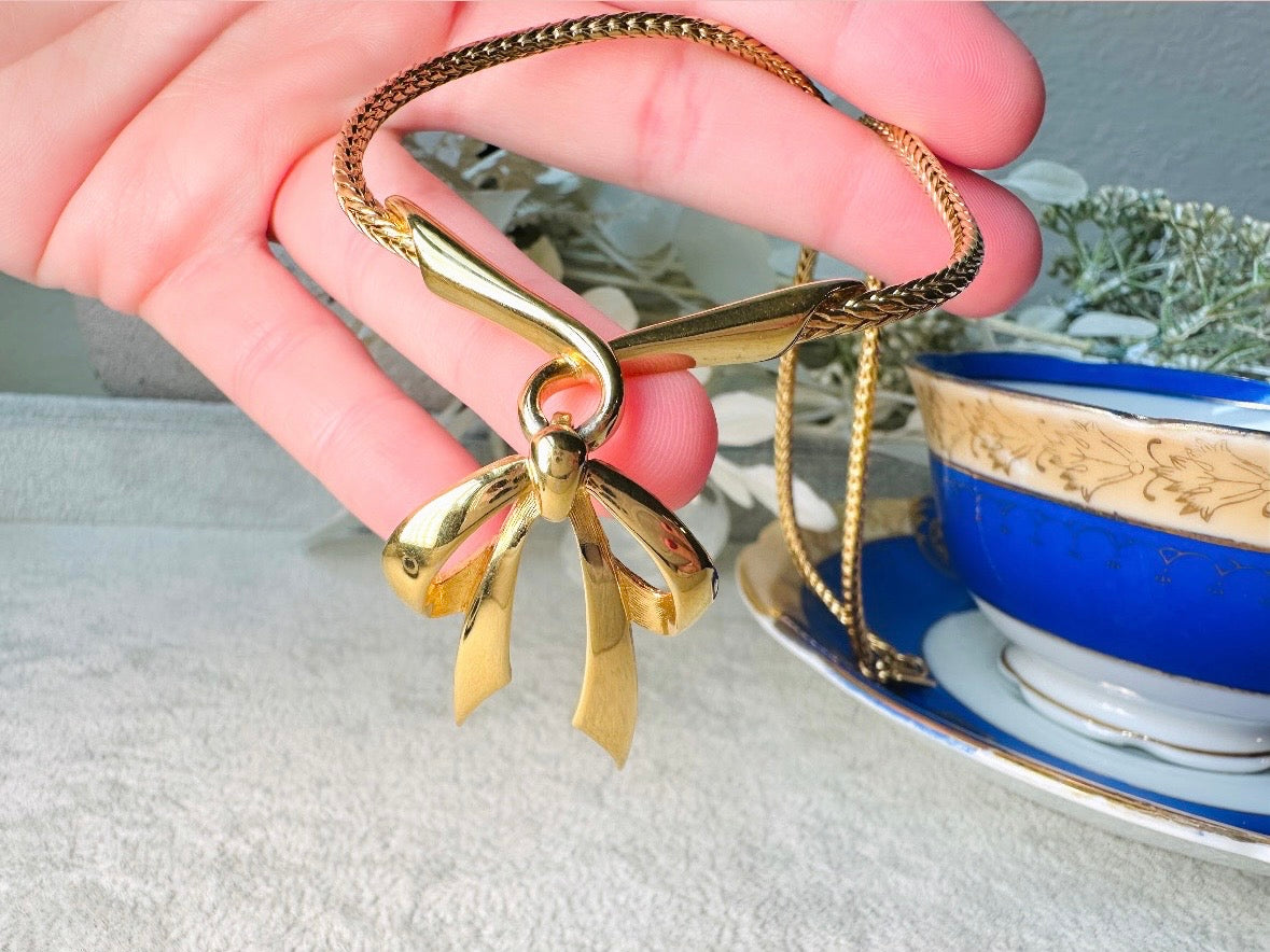 Gold Bow Necklace, Monet Vintage Gold Ribbon Pendant Necklace, Minimalist Wheat Chain Elegant Gold Knot Necklace