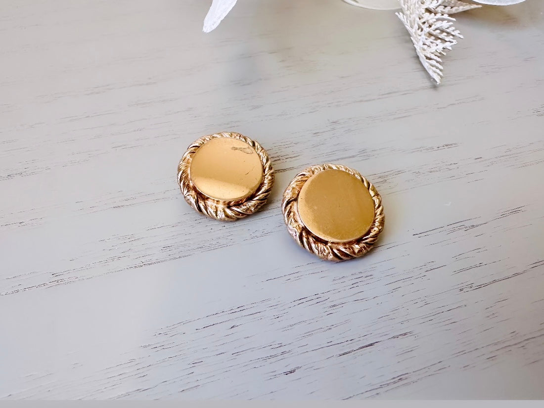 Gold Vintage Clip On Earrings with Rope Border, Unique Classic Gold Button Earrings 3/4" Clip-Ons for Non-Pierced, Bergere Earrings