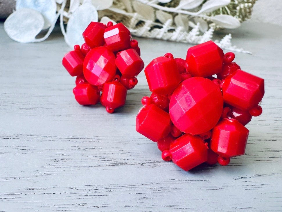 Cherry Red Beaded Earrings, Vintage German Earrings, Big Faceted Red Acrylic Vintage Earrings, Popcorn Style 1960s Clip On Earrings