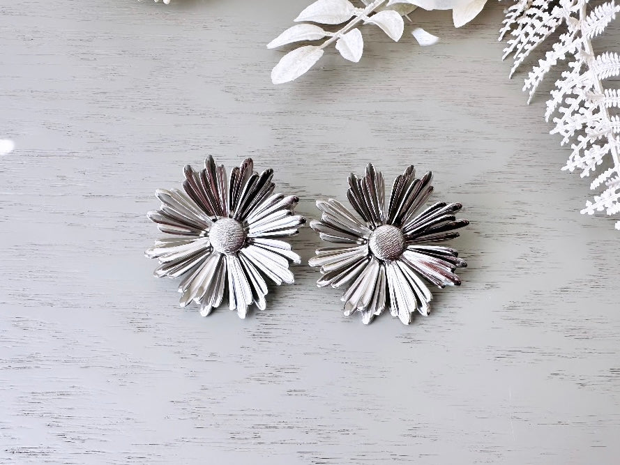 1960s Dazzling Silver Vintage Statement Earrings 1969, Oversized Glam Silver Flower Earrings, Huge Clip Earrings, 1960s Retro Mod Earrings, SIGNED SC