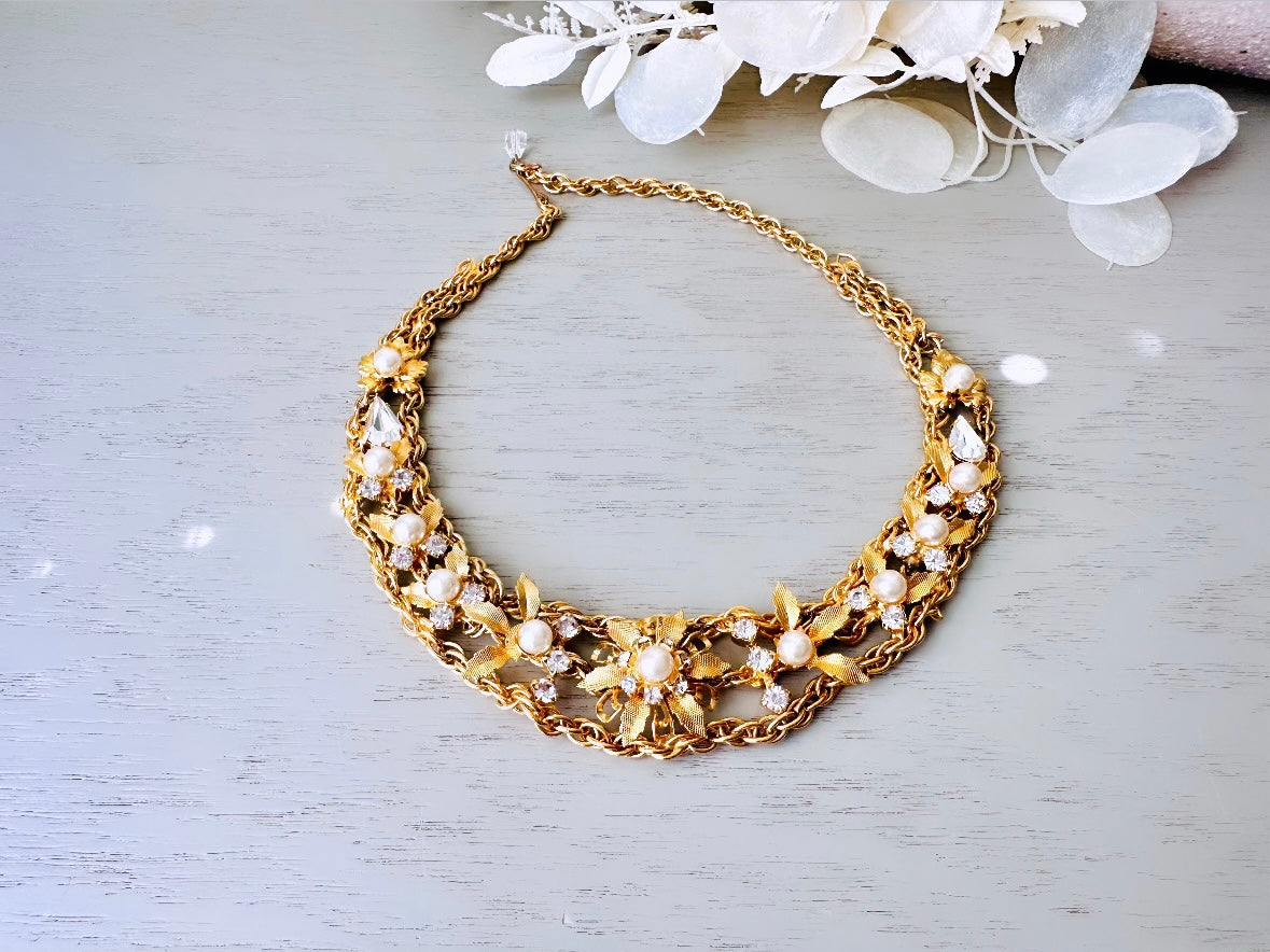 Elegant Gold and Pearl Vintage Statement Necklace, Gold Woven Chain with Brushed Gold Flowers Faux Cream Pearls Vintage Bridal Jewelry