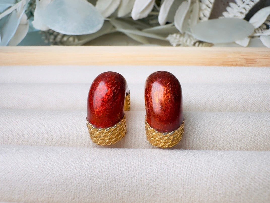 Gold Half Hoop Earrings with Pearlized Bronze Enamel, Vintage Huggie Hoop Pierced Earrings with Gold Rope Detail 80s Etruscan Earrings