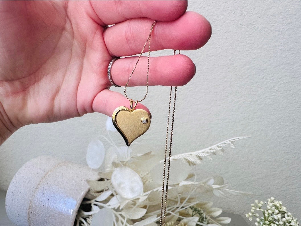 Gold Heart Necklace with Diamond Rhinestone, Sweet Vintage Gold Heart Charm Necklace, Gold Heart Pendant Necklace, VTG 18" Chain Necklace