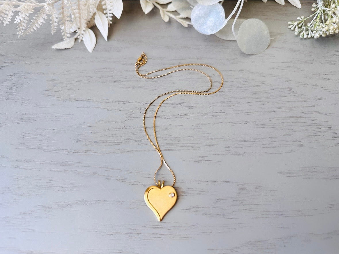 Gold Heart Necklace with Diamond Rhinestone, Sweet Vintage Gold Heart Charm Necklace, Gold Heart Pendant Necklace, VTG 18" Chain Necklace