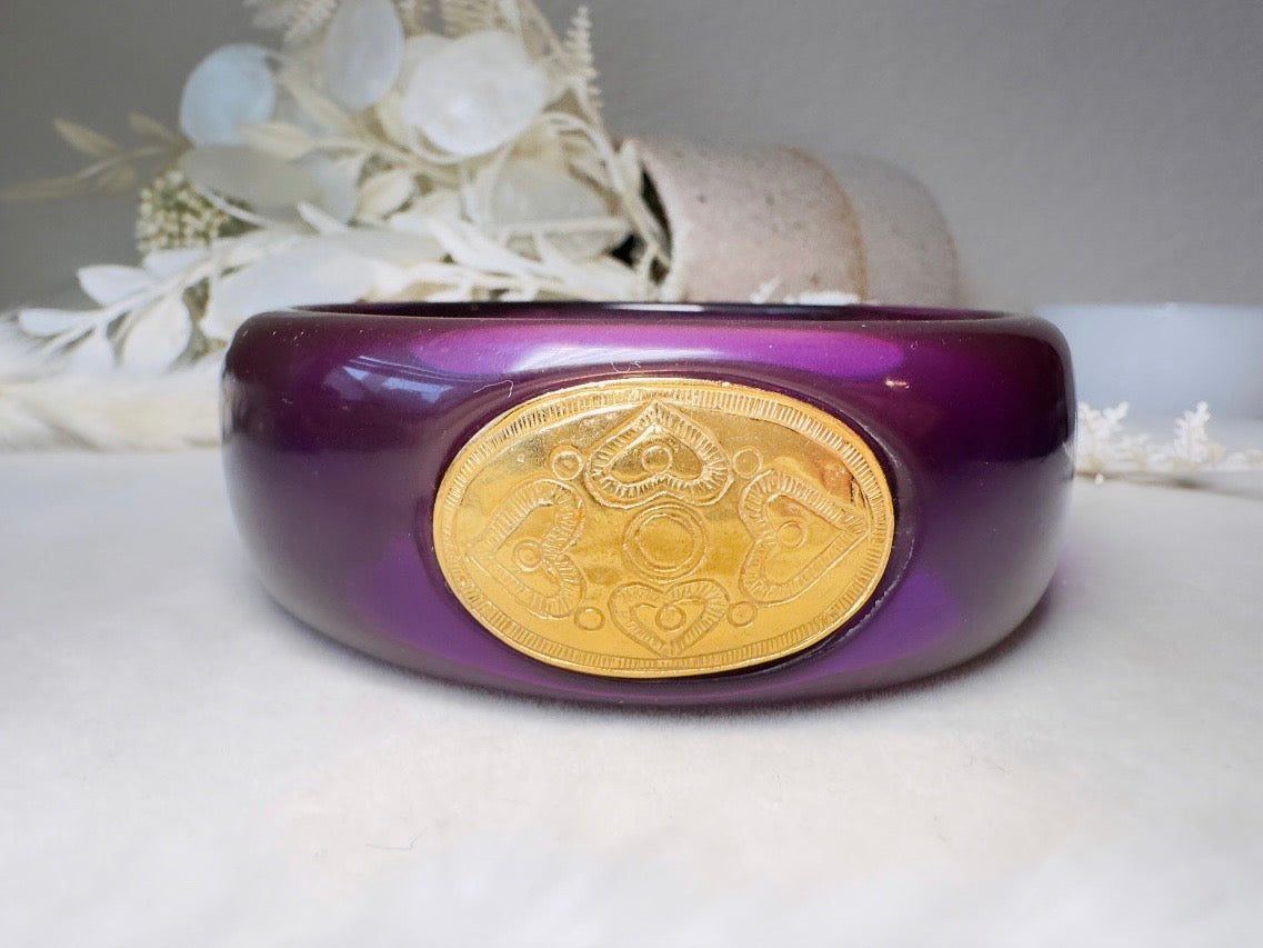 Purple Vintage Bangle Bracelet, Liz Claiborne 80s Translucent Lucite Bracelet with Three Etruscan Gold Heart Shields
