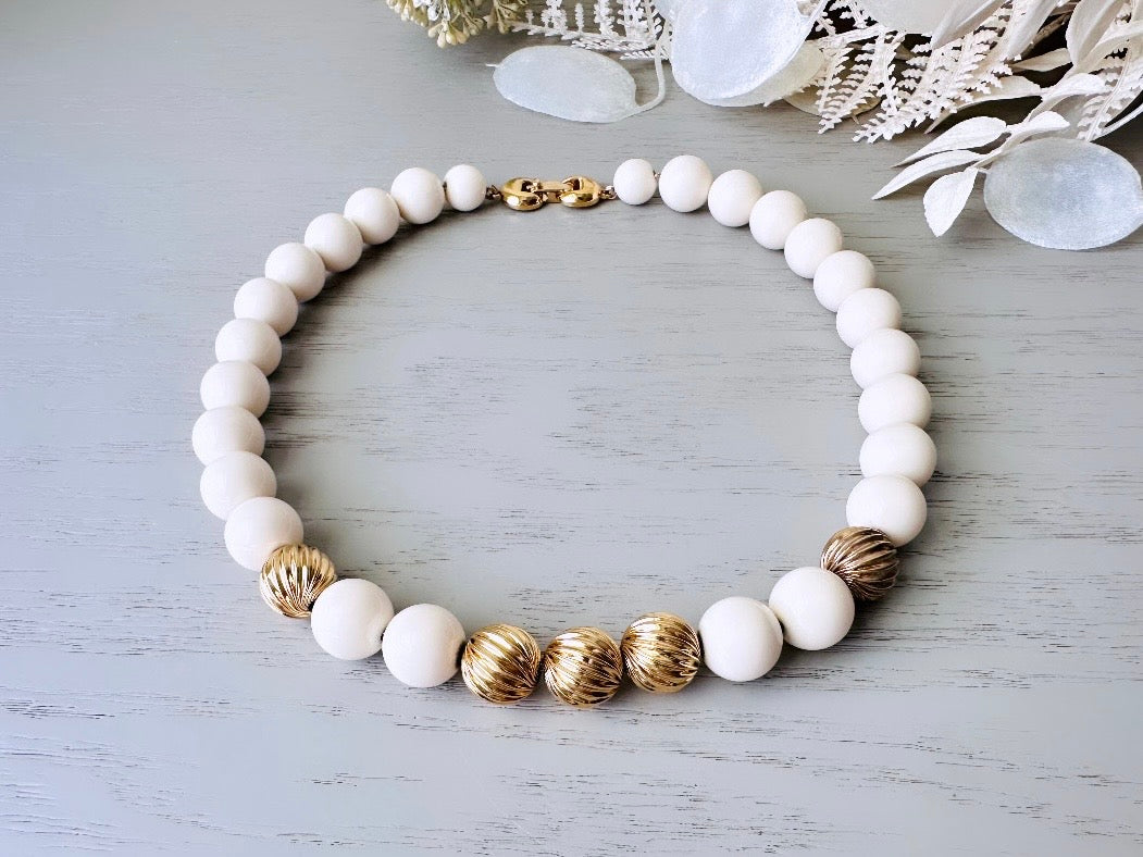 Vintage Monet Choker, Bisque White Round Beaded Necklace with Textured Gold Accent Beads, Classic Cream & Gold Signed Vintage Bead Necklace from Piggle and Pop