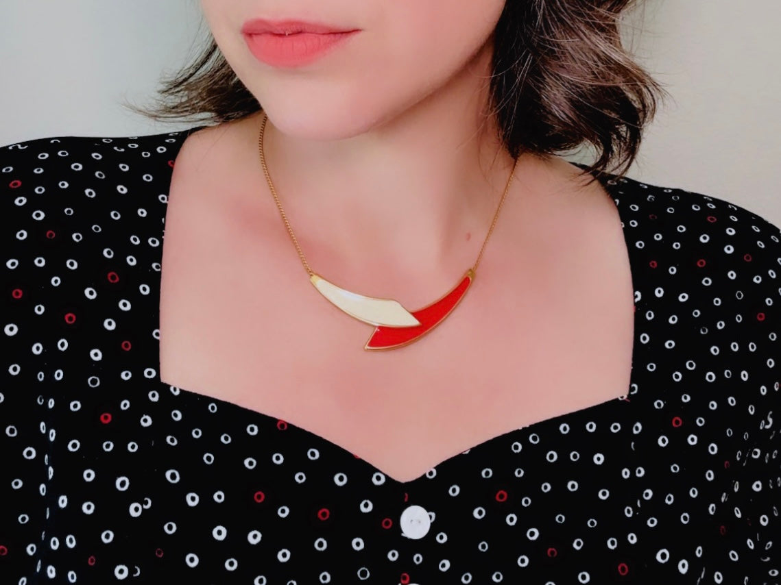 Vintage Monet Necklace in Red and Cream, Classic 80s Enamel Choker, Enameled Slinky Gold Collar Necklace, Monet 80's Geometric Bar Necklace by Piggle and Pop