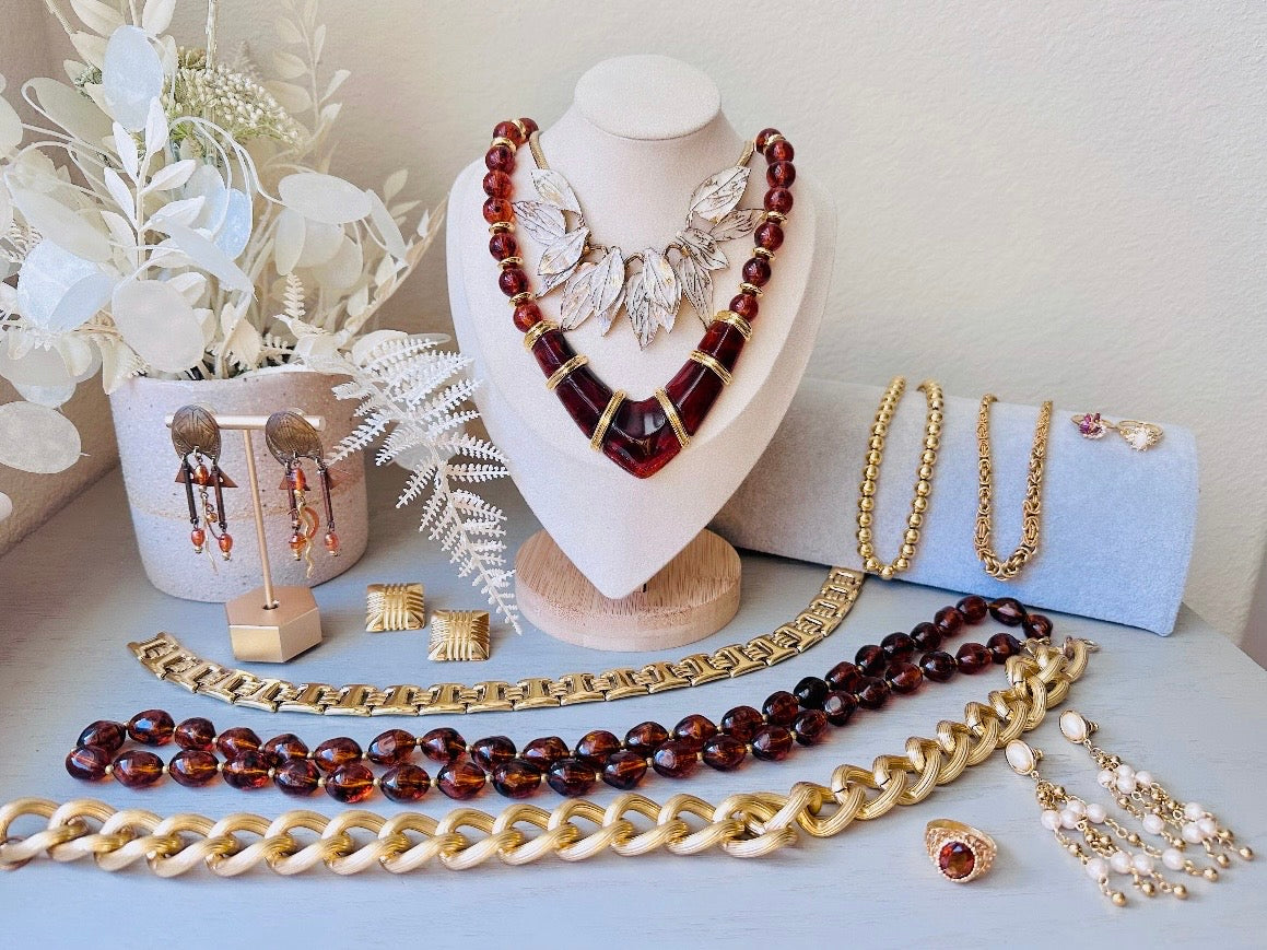 White Wash Gold Leaf Necklace, Vintage Structural Avant Garde Statement Necklace, Unique Vintage Gold Leaf Cluster Choker from Piggle and Pop