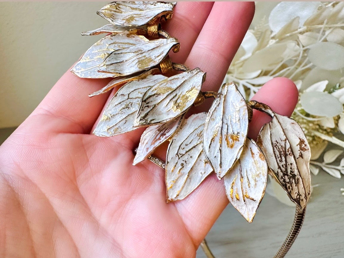 White Wash Gold Leaf Necklace, Vintage Structural Avant Garde Statement Necklace, Unique Vintage Gold Leaf Cluster Choker from Piggle and Pop