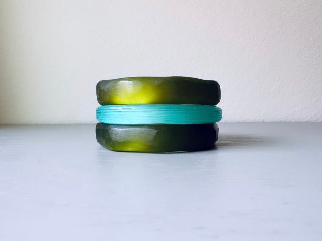 Green Vintage Bangle Set, Chunky Resin Bracelets, Three Aqua and Green Bracelets, Cute Retro Jewelry, Frosted Lucite Wide Bracelets