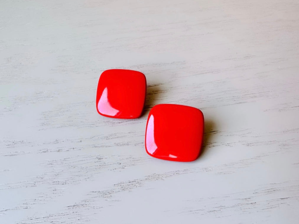 Bright Red Vintage 1980's Stud Earrings, Square Geometric Opaque Enamel Earrings, Vintage Fire Engine Red Pierced Post Earrings