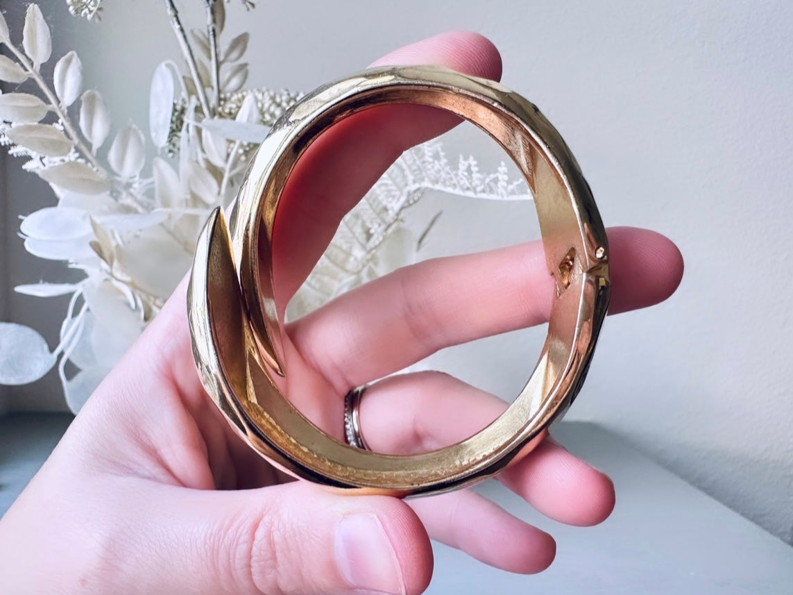 Vintage Gold Bracelet, Snake Style 1970s Gold Hinged Clamper Bracelet, 70s Vintage Bracelet, Textured Clamp Bracelet