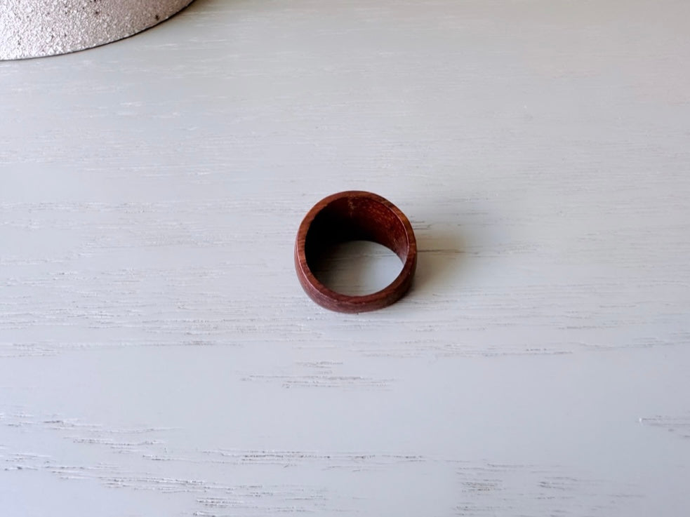 Vintage Coconut Ring Size 7.75, Deep Brown Wood Ring, Chunky 90s Solid Band Ring, Earthy Bohemian Hippie Chic Ring