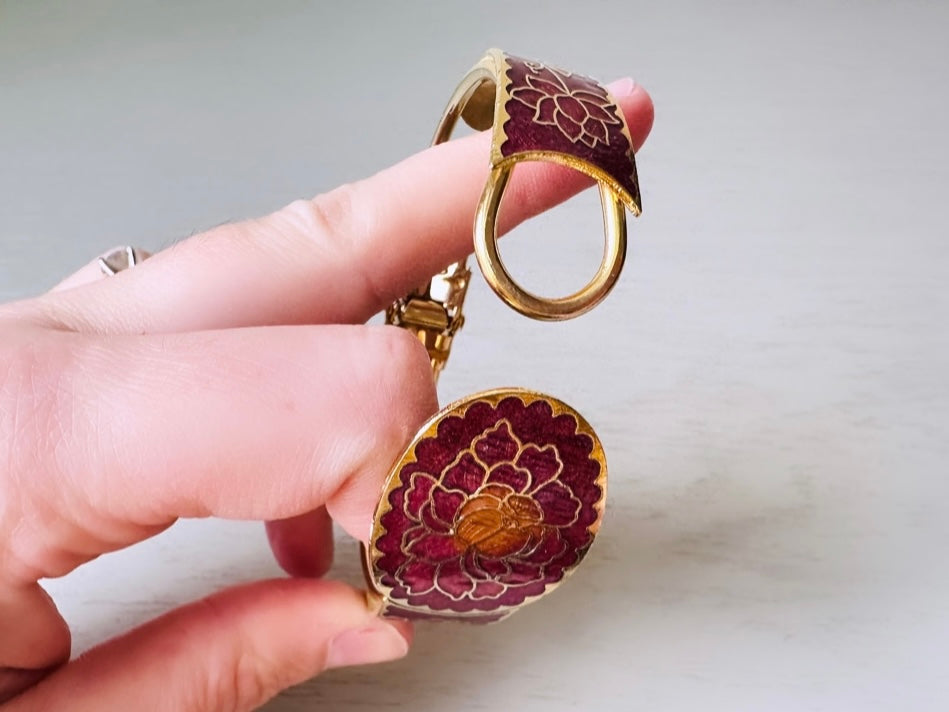 Vintage Cloisonne Bracelet, Berry Red, Magenta and Gold Clamper Bracelet, VTG Hinged Gold Bracelet, Embossed Floral Flower Design
