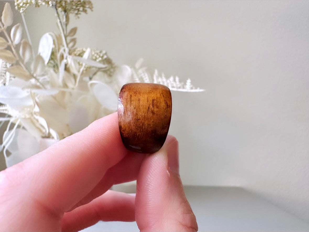 Vintage Coconut Ring Size 7.75, Deep Brown Wood Ring, Chunky 90s Solid Band Ring, Earthy Bohemian Hippie Chic Ring