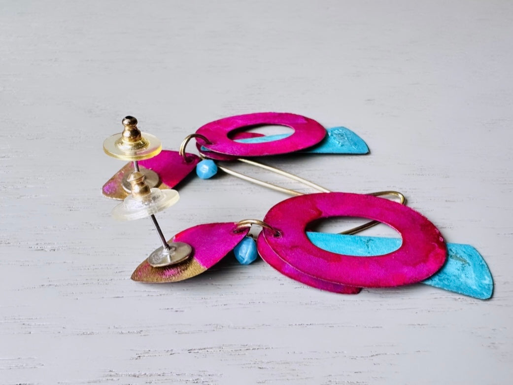 Magenta and Blue Vintage 1980s Distressed Geometric Earrings, Pierced Post Earrings, Unique Statement Earrings, Hot Pink Sky Blue