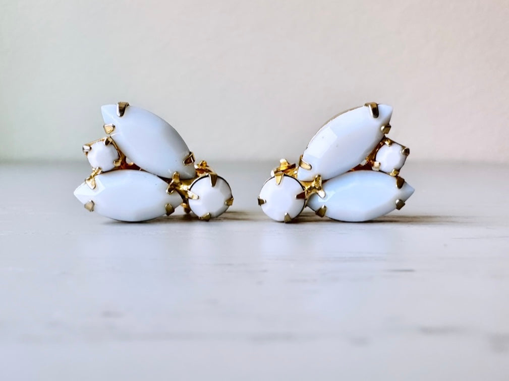 Vintage Milk Glass Earrings, Small Firefly Clip-on Earrings, Vintage White Stone Earrings, Bejeweled 60s Elegant White Bridal Earring