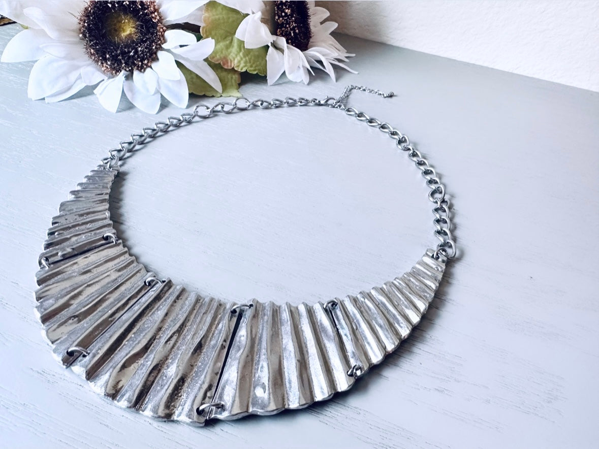 Vintage Silver Articulated Necklace, Textured Bohemian Hammered Metal Bib Necklace, Chunky Hammered Necklace, Geometric Metal Necklace
