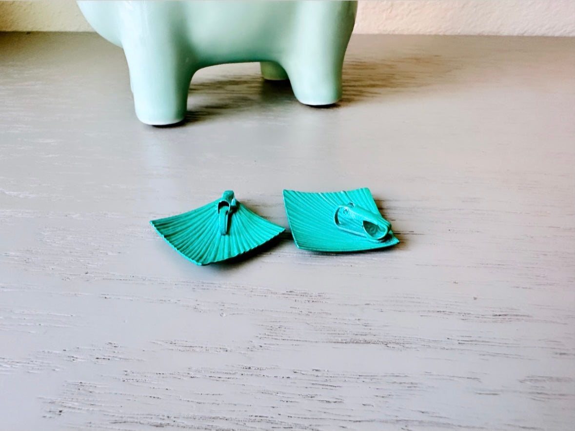 Teal Enamel Earrings, Textured Teal Green Earrings, Funky 1970s Vintage Clip On Earrings, 70's Vintage Fun Colorful Earrings