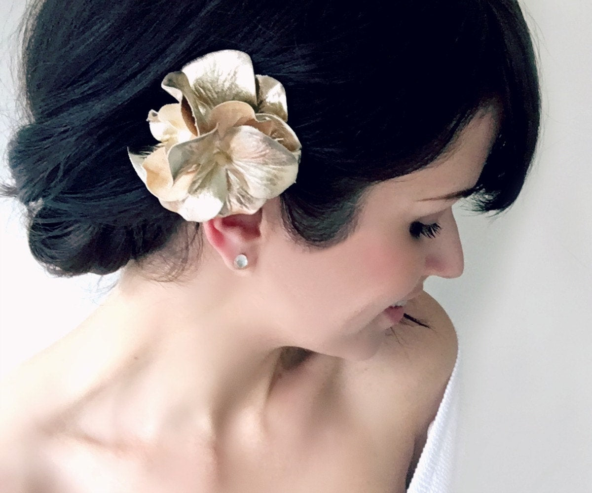 Gold Hydrangea Hair Pin, Gold Hair Flower, Gold Flower Pin