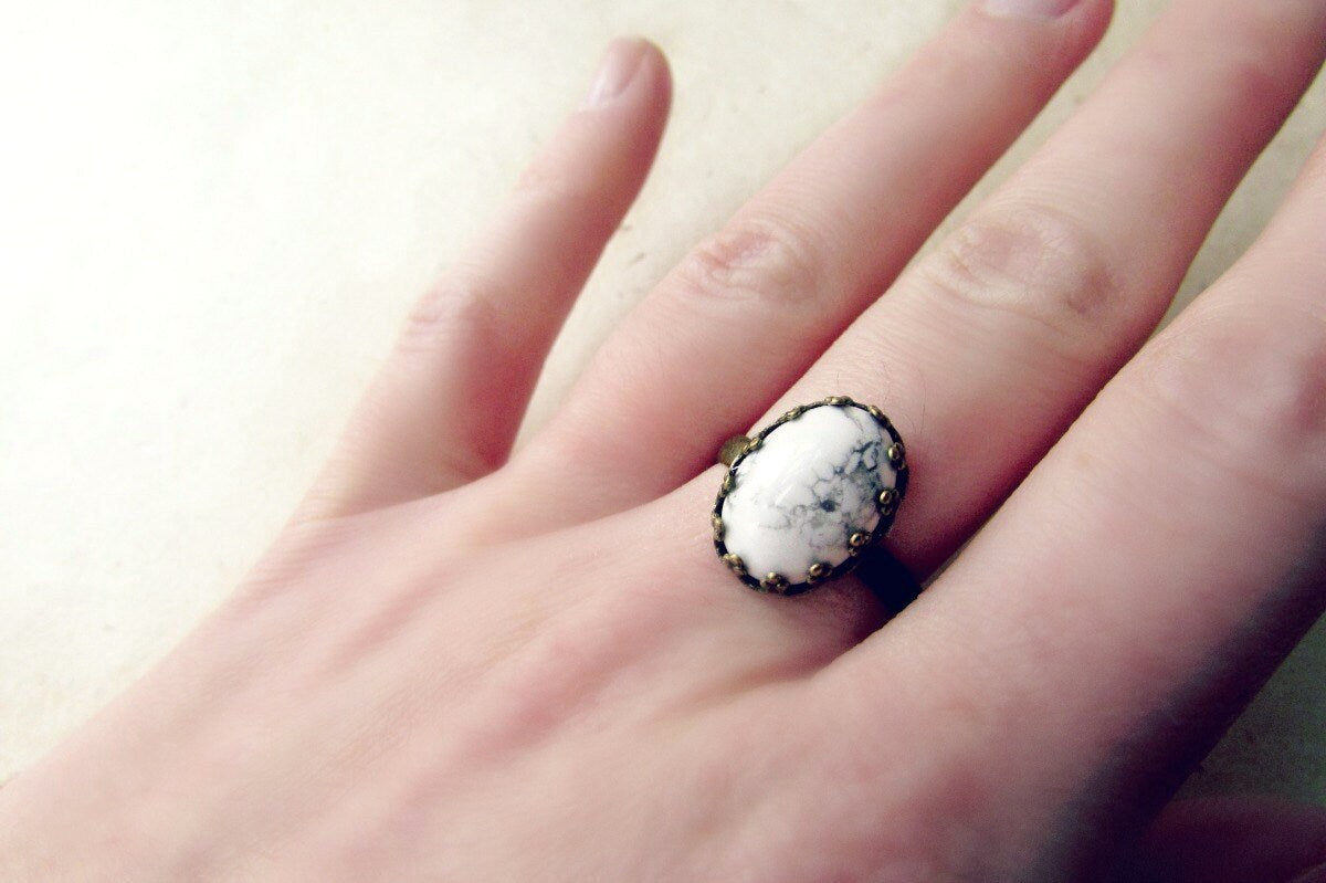 White Gemstone Ring, White Howlite Ring, Small Cameo Ring, Antique Bronze Bezel Ring, Crystal Healing Natural Stone Cabochon, Boho Jewelry