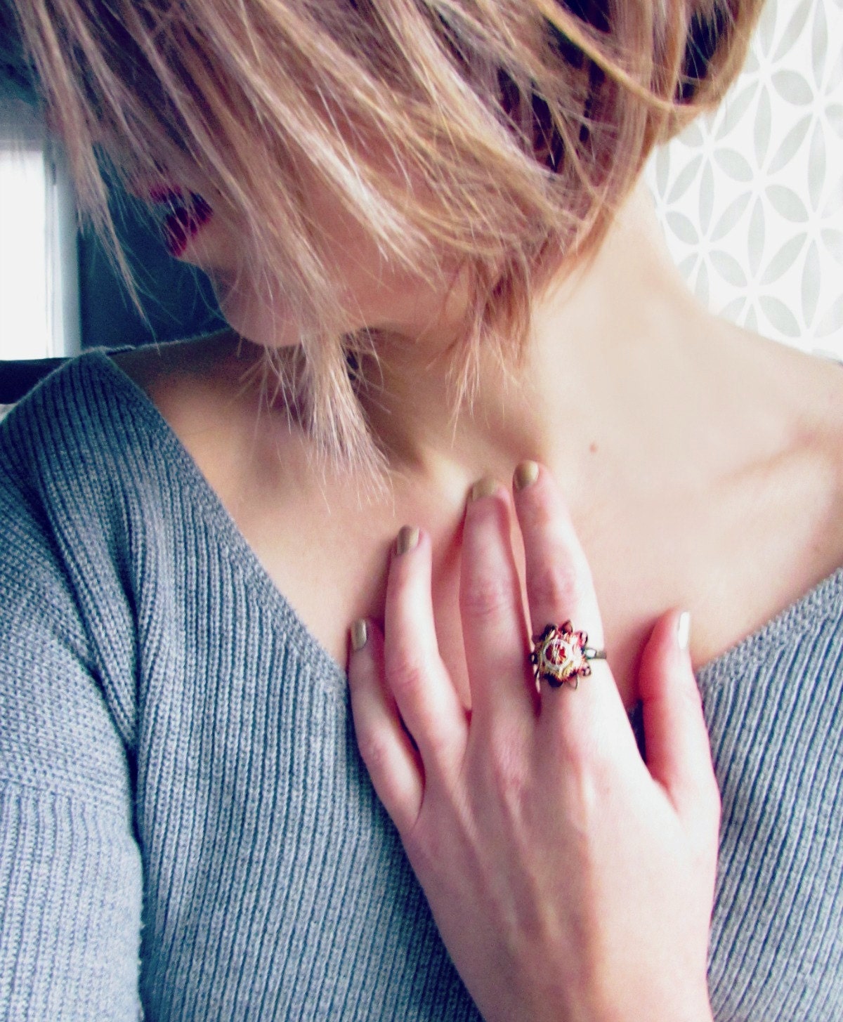 Queen Rhaenyra Valyrian Ring, Vintage Mosaic Ring, Red + Gold Etched Ring, Vintage Glass Ring, Bronze Filigree, Targaryen Dragon Princess