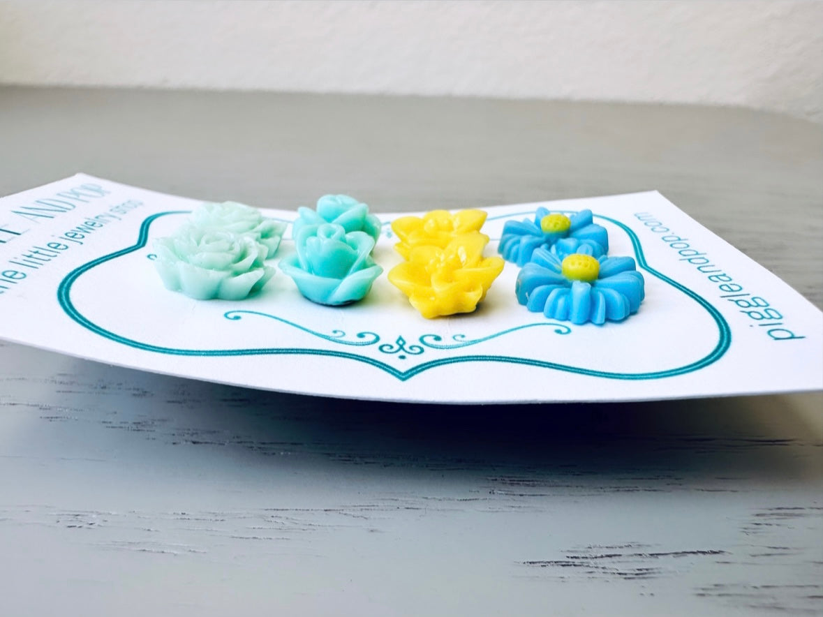 Flower Earrings Gift Set in Mint Teal Yellow and Blue, Floral Post Earring, 4 Pairs Hypoallergenic Resin Flower Earrings in Spring Colors