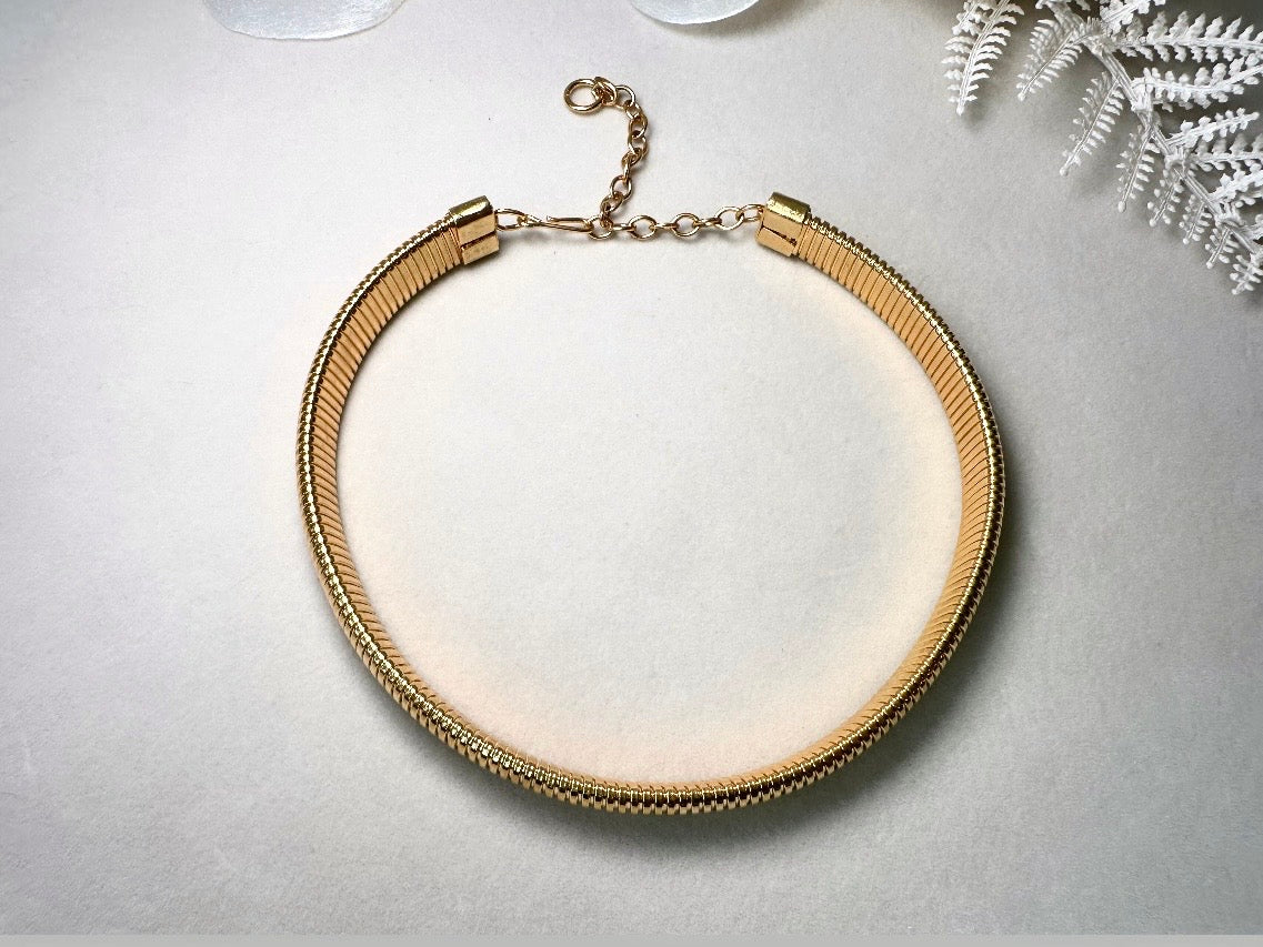 Vintage Gold Omega Choker, Gorgeous 1970s Classic Gold Choker, Jewelry Staple for Layering and Stacking