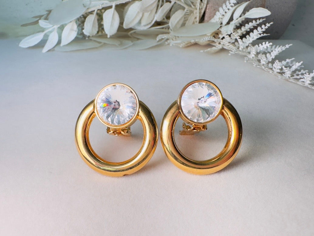 Bold 80s Door Knocker Earrings, Vintage Gold Hoop Earrings with Diamond Rhinestone Clip Earrings, Elegant 1980s Retro Fashion Earrings