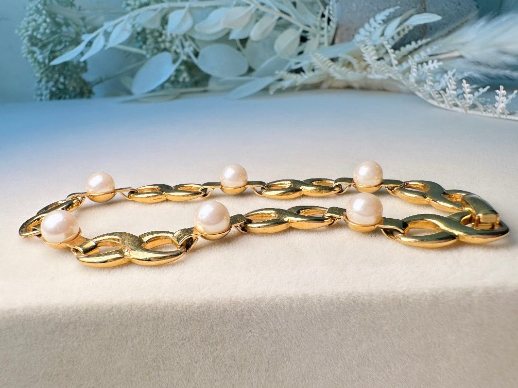 Gold and Pearl Bracelet, Vintage Marvella Infinity Bracelet, 7.5" Classic Gold Designer Vintage Bracelet