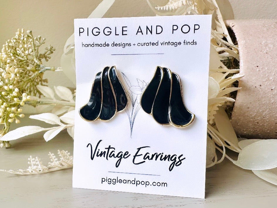 Black Wave Earrings, Vintage 1980's Stud Earrings, Black Enamel Gold Trim Shell Earrings, Vintage Funky Large Pierced Post 80s Wing Earrings