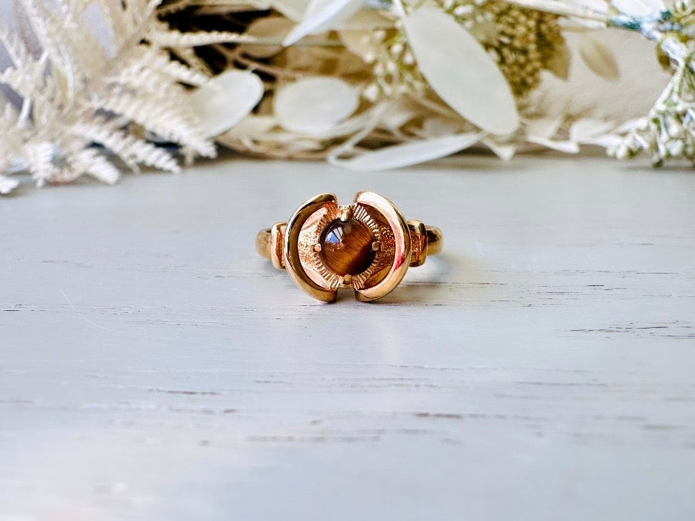 Tiger's Eye Ring, Vintage 1978 Sarah Coventry Gemstone Ring, Vintage 70s 14kt Gold Genuine Tigers Eye Ring, Adjustable Size 7