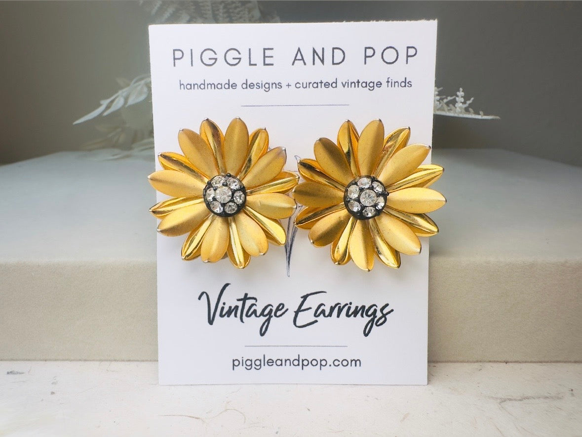 Gold Flower Earrings, Retro 60s Vintage Clip On Earrings with Rhinestones