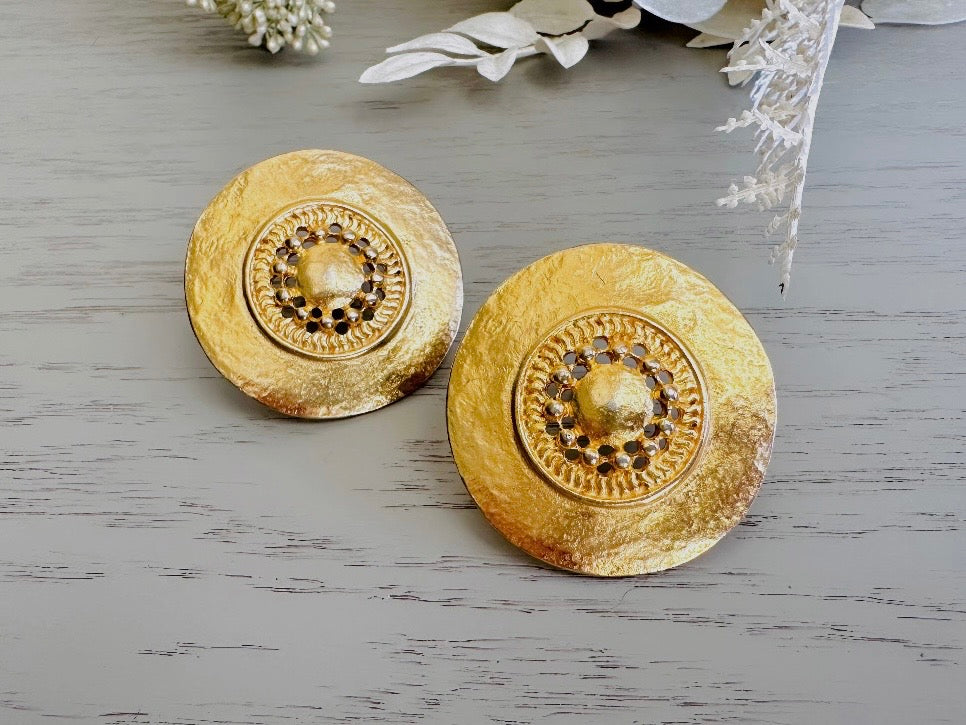 Vintage Gold Etruscan Disc Clip On Earrings, Hammered Gold Earrings, Oversized Gold Coin Clip On Vintage Earrings