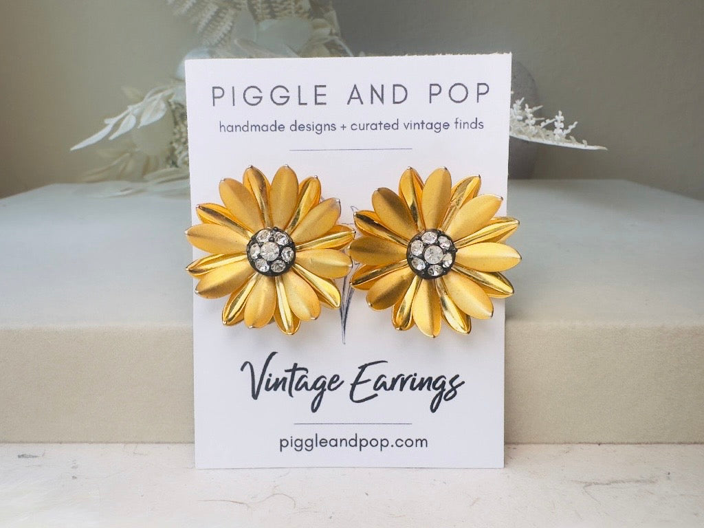 Gold Flower Earrings, Retro 60s Vintage Clip On Earrings with Rhinestones