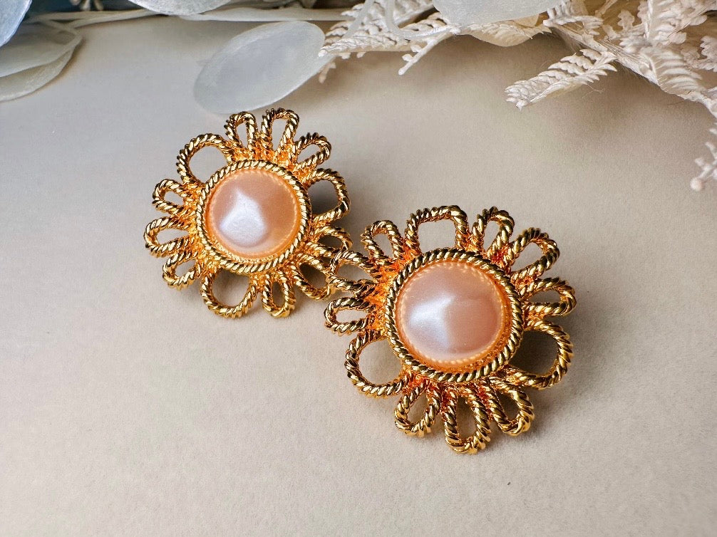Vintage Blush Pearl Earrings, Gorgeous Pink Faux Pearl Cabochon & Burnished Gold Floral Clip On Earrings