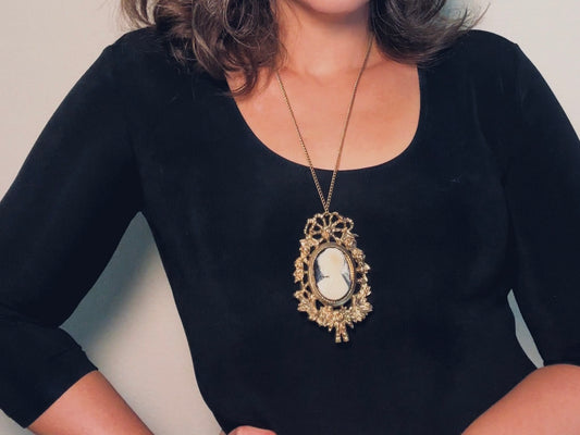 Victorian Cameo Necklace, Vintage Oversized Antique Gold Pendant Necklace with Black and Cream Cameo