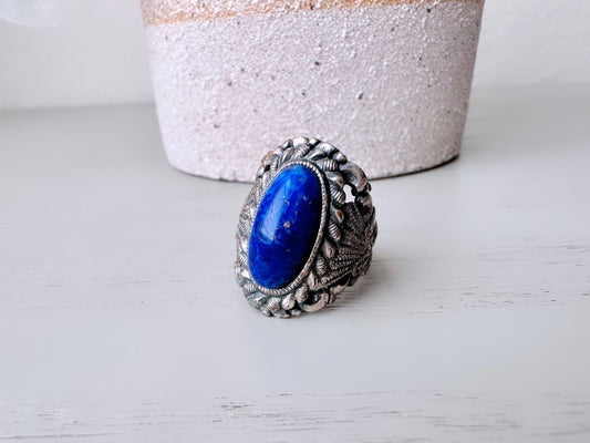 Vintage Lapis Lazuli Ring, Oversized Gemstone Ring, Blue Stone Ring, Natural Blue Ring, Pyrite Flecks, Bohemian Boho Big Ring Size 7