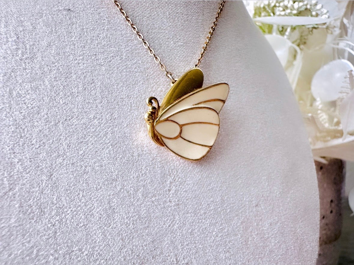 Butterfly Pendant Necklace, Cream and Gold Enamel Vintage Necklace, Monet Butterfly Necklace, Classic Dainty Chain Vintage Necklace 16"