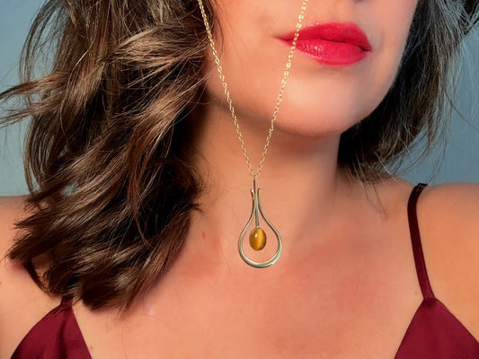 Vintage Genuine Tigers Eye 14k Gold Pendulum Necklace