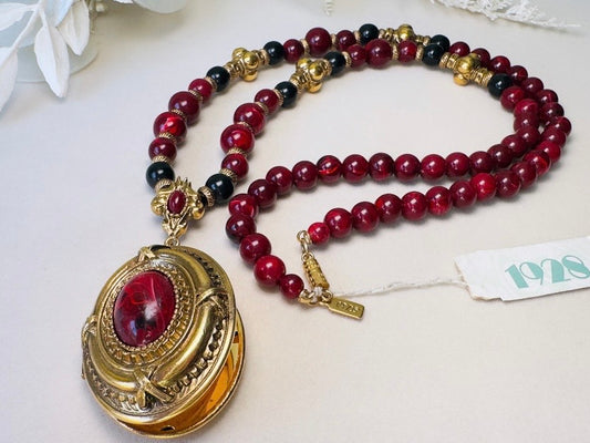 Vintage 1928 Jewelry Co. Ornate Gold-Tone & Marbled Red Cabochon Locket Statement Necklace