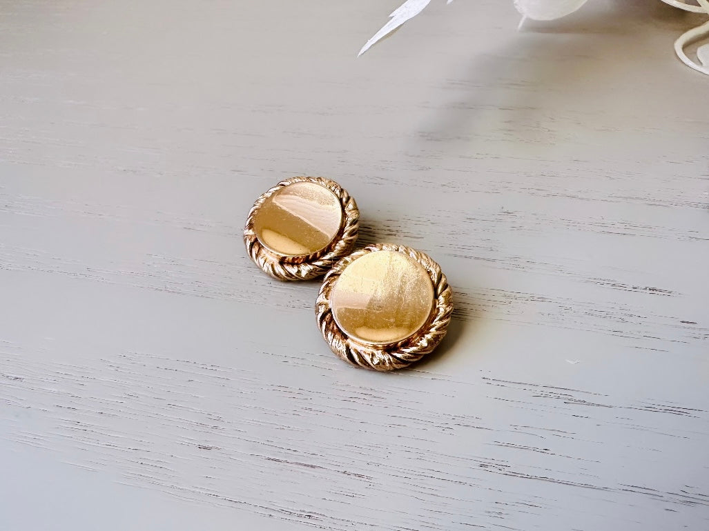 Gold Vintage Clip On Earrings with Rope Border, Unique Classic Gold Button Earrings 3/4" Clip-Ons for Non-Pierced, Bergere Earrings