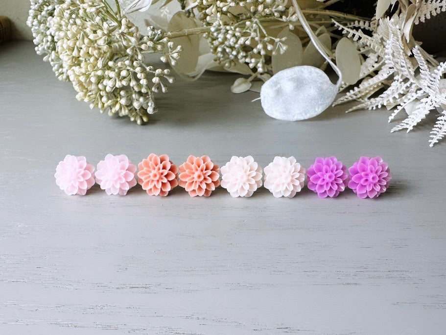 Light Pink Flower Dahlia Earrings, Resin Flower Stud Earrings, Big Earring Studs in Pretty Baby Pink, Cute Floral Hypoallergenic Earrings FSE1c