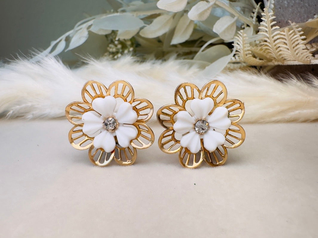 Gold Filigree Flower Earrings, 60s Vintage White and Gold Clip On Earrings