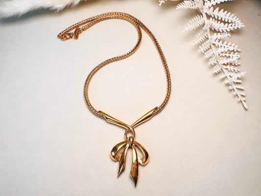 Gold Bow Necklace, Monet Vintage Gold Ribbon Pendant Necklace, Minimalist Wheat Chain Elegant Gold Knot Necklace